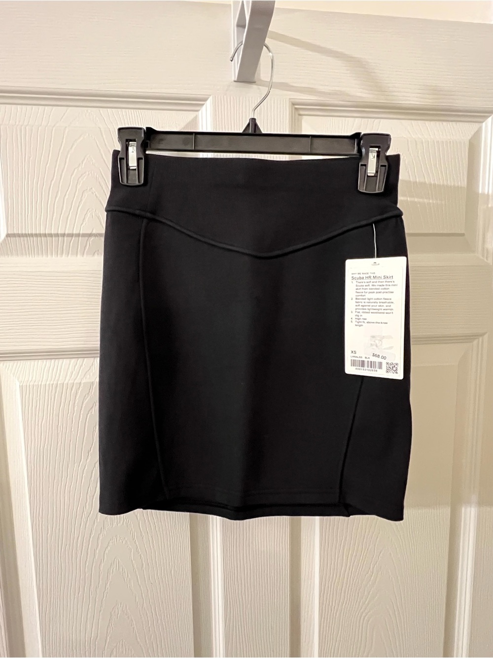 Lululemon Black Scuba HR Mini Skirt NWT - Picture 2 of 4